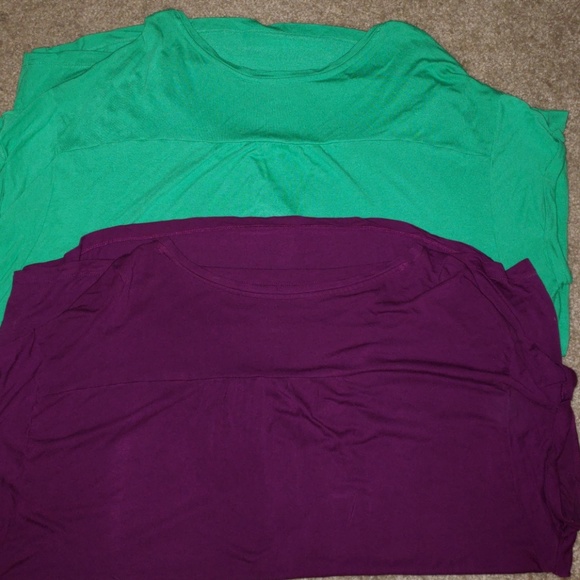 Women's tops - Picture 4 of 6